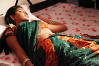 Full Guarantee Movie Spicy Photos
